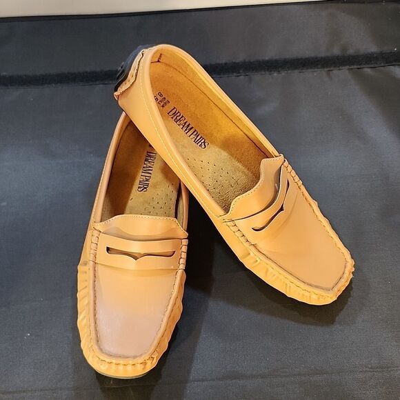 BRAND NEW DREAM PAIRS WOMEN'S SLIP-ON ROUND-TOE LOAFERS - Picture 8 of 16